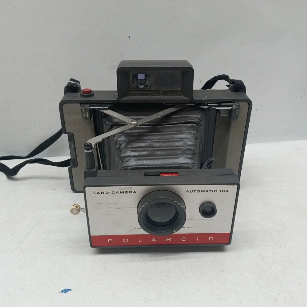 POLAROID Automatic‎ 104 LAND CAMERA w/ Manual & Original Box, VINTAGE